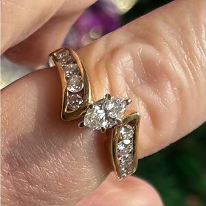JUST SHOWING! 1.42TCW Diamond Ring 14k YG